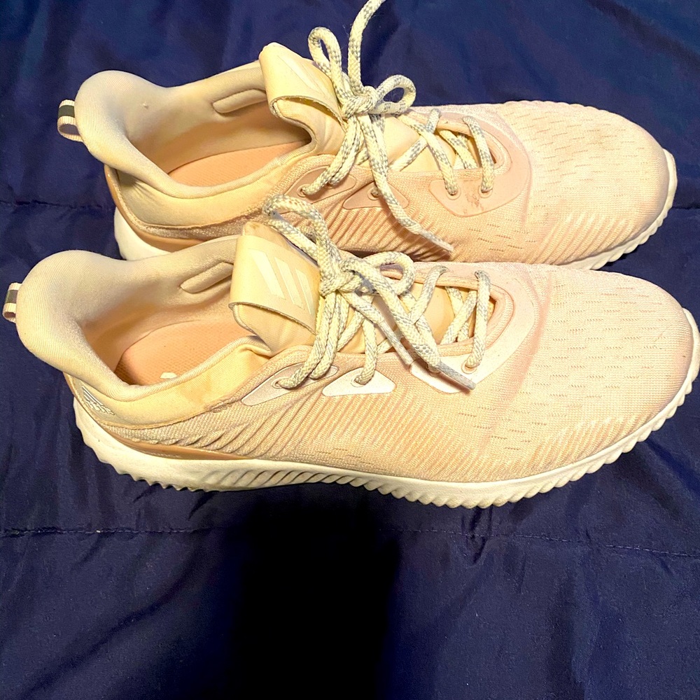 Adidas Bounce Sneakers